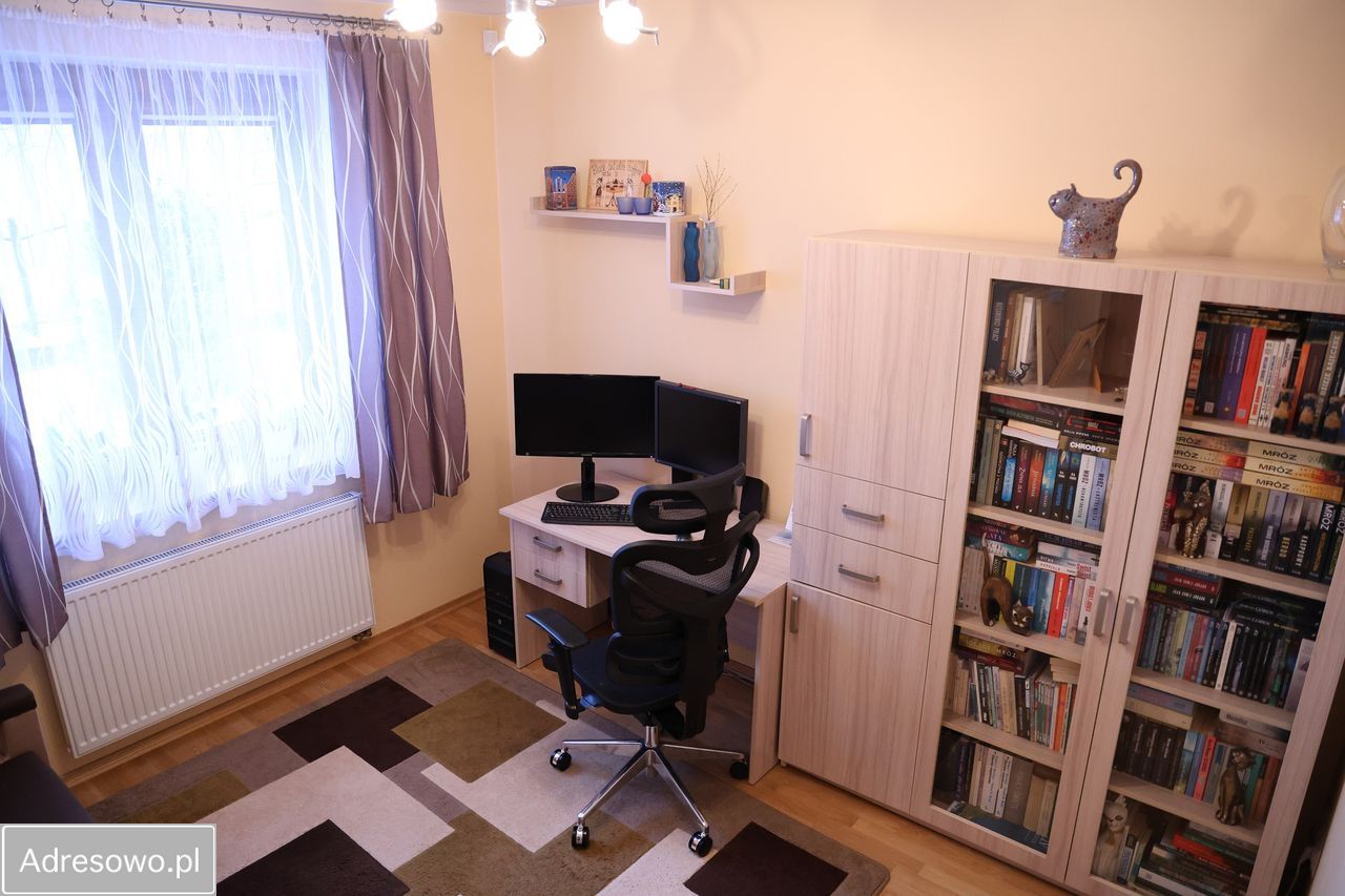 dom wolnostojący, 5 pokoi Mrozy. Zdjęcie 11