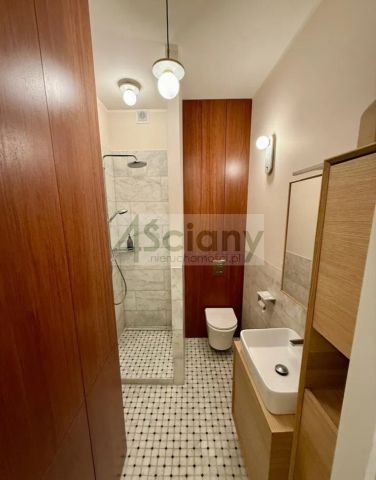 Mieszkanie 3-pokojowe Warszawa Śródmieście, ul. Nowy Świat. Zdjęcie 8