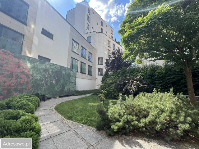 Mieszkanie 3-pokojowe Warszawa Wola, ul. Sienna. Zdjęcie 9