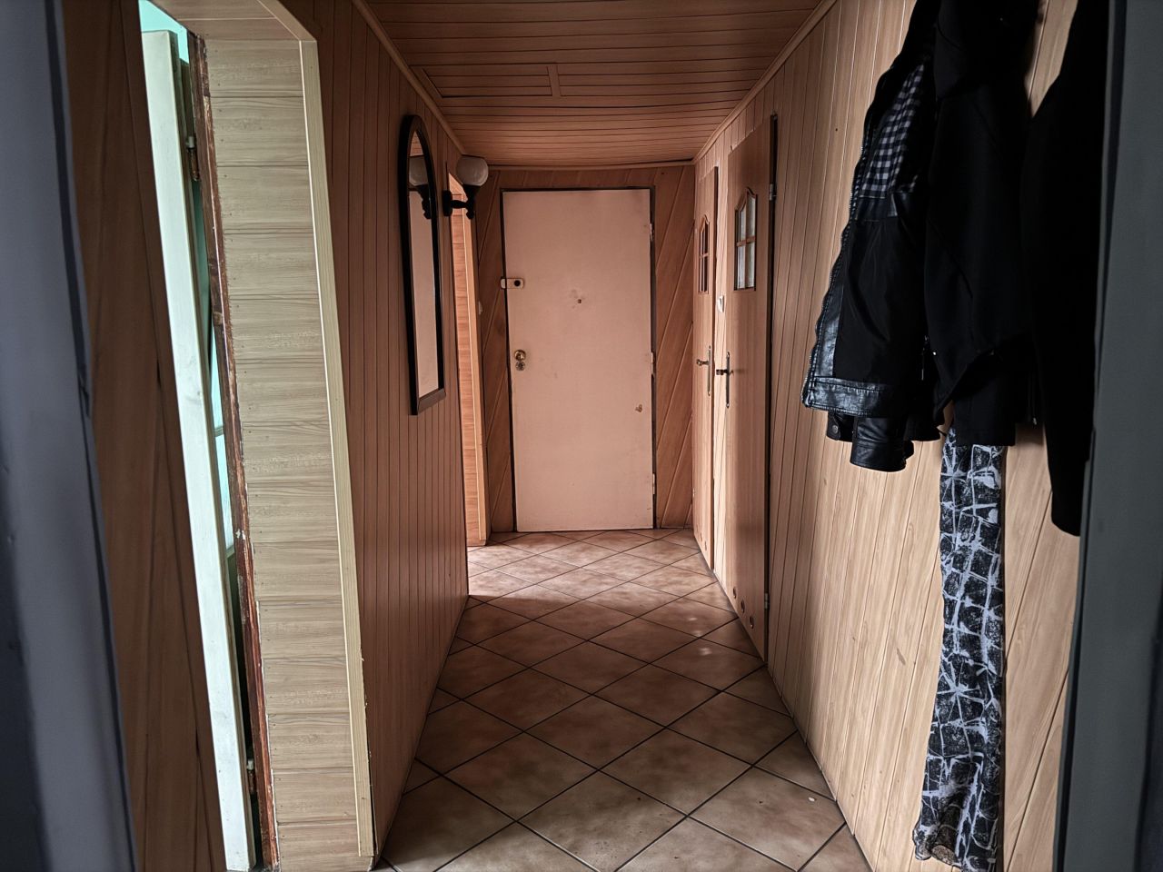 Mieszkanie 3-pokojowe Krzyżowice. Zdjęcie 3