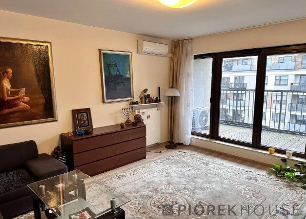 Mieszkanie 3-pokojowe Warszawa Praga-Południe, ul. Jana Nowaka-Jeziorańskiego. Zdjęcie 2