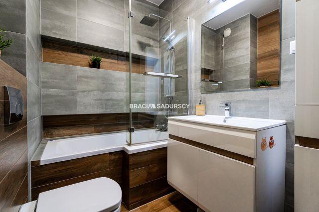 Mieszkanie 3-pokojowe Kraków Podgórze, ul. Tadeusza Szafrana. Zdjęcie 33