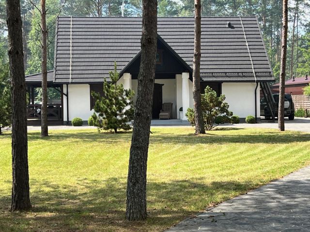 dom letniskowy, 8 pokoi Wdzydze, ul. Róży Ostrowskiej. Zdjęcie 1