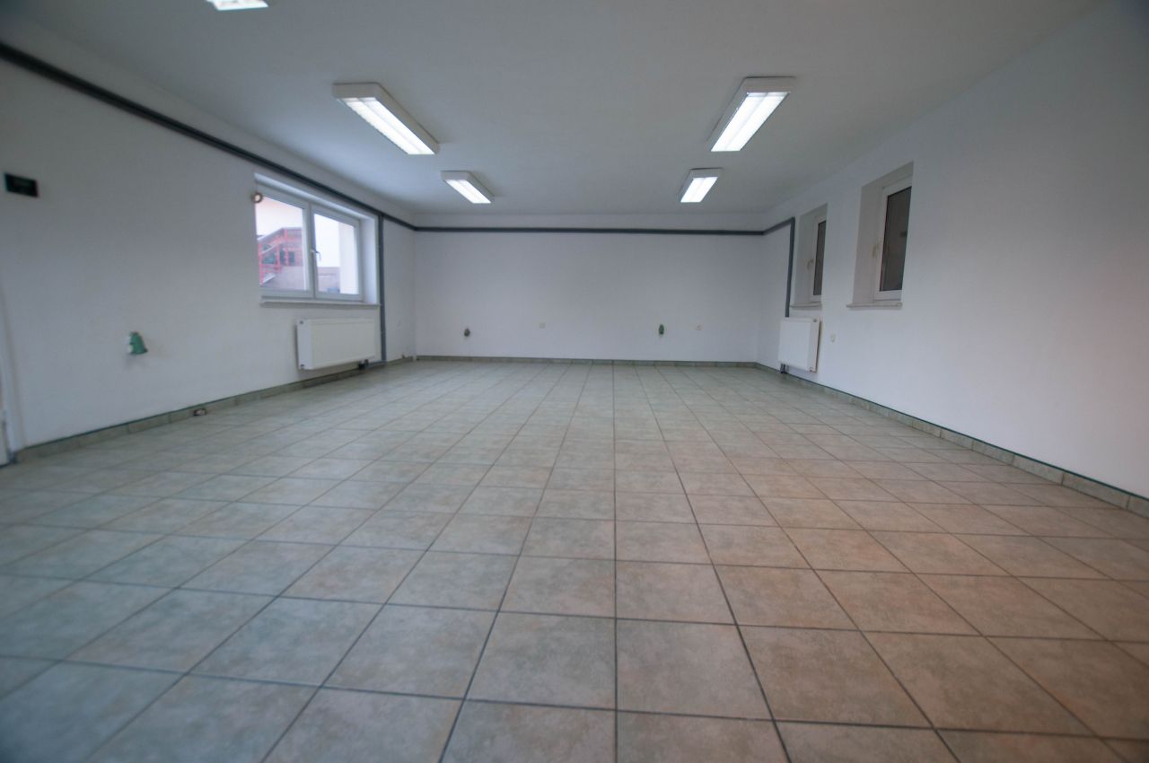 Nieruchomość komercyjna Katowice Ochojec, ul. Koników Polnych. Zdjęcie 3