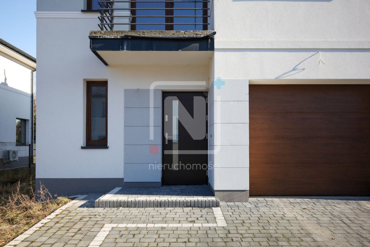 bliźniak, 5 pokoi Łazy. Zdjęcie 16