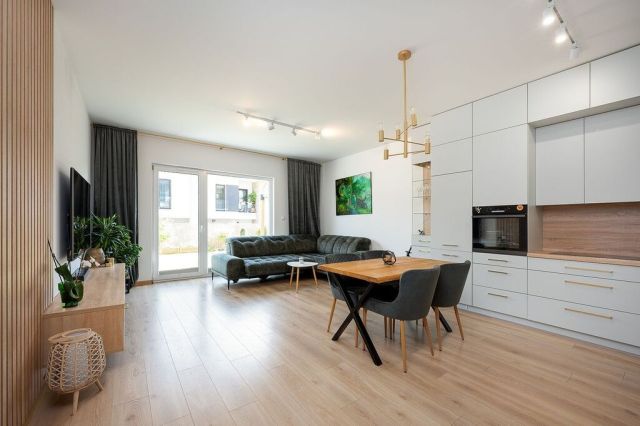 bliźniak, 4 pokoje Bełchatów, ul. Kazimierza Kopeckiego. Zdjęcie 1