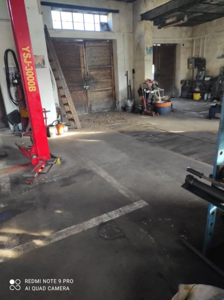 Hala/magazyn Jedlina-Zdrój. Zdjęcie 6