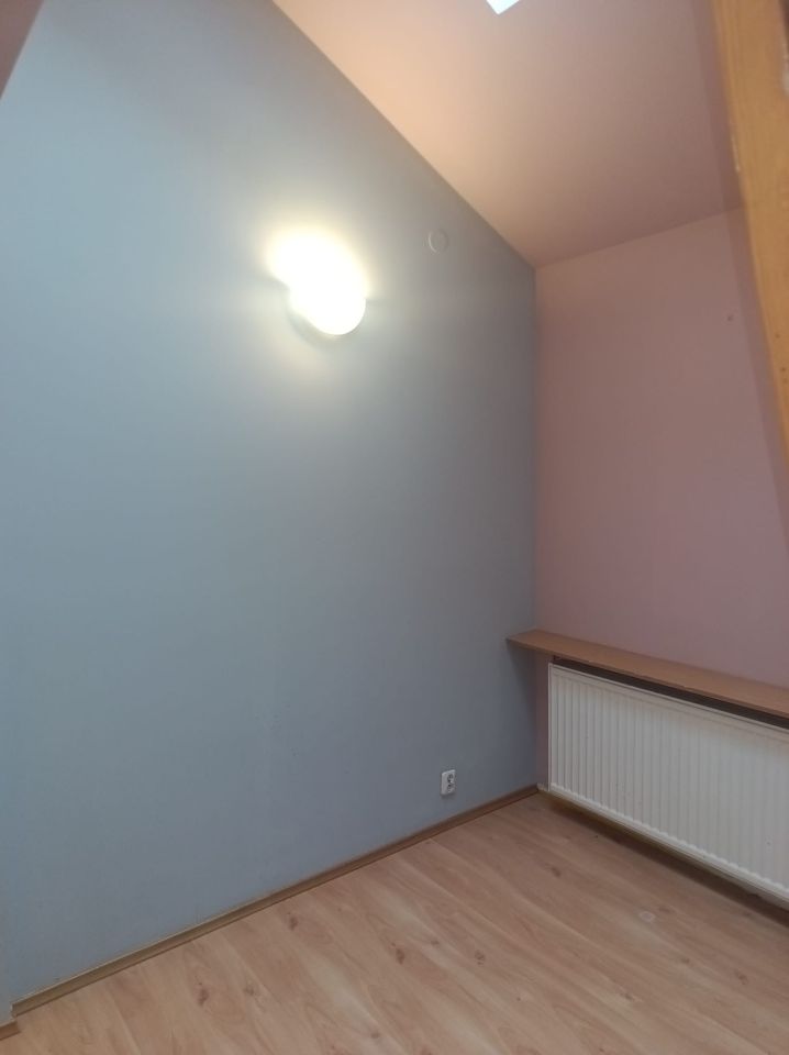 dom szeregowy, 3 pokoje Grodzisk Mazowiecki Centrum, ul. hetm. J. Zamoyskiego. Zdjęcie 2