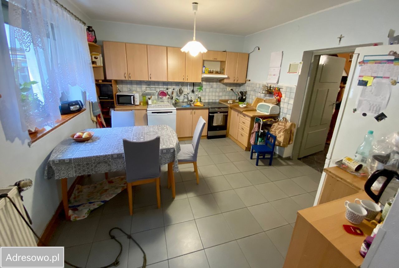 dom wolnostojący, 5 pokoi Gościęcice. Zdjęcie 7