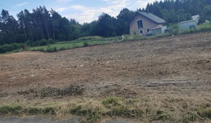 Działka Pustków Kochanówka