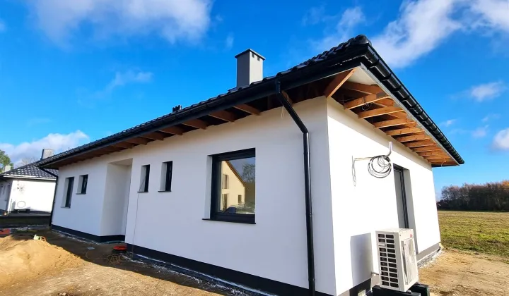dom wolnostojący, 4 pokoje Białuń