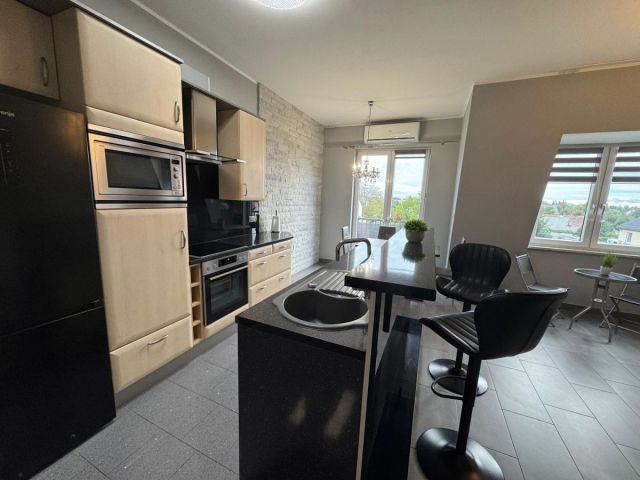 Mieszkanie 3-pokojowe Żerniki Wrocławskie, ul. Kolejowa. Zdjęcie 9