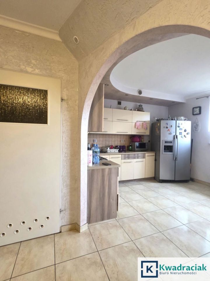 Mieszkanie 4-pokojowe Sanok, ul. Topolowa. Zdjęcie 5