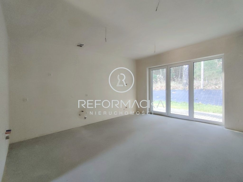 Mieszkanie 3-pokojowe Kielanówka. Zdjęcie 5