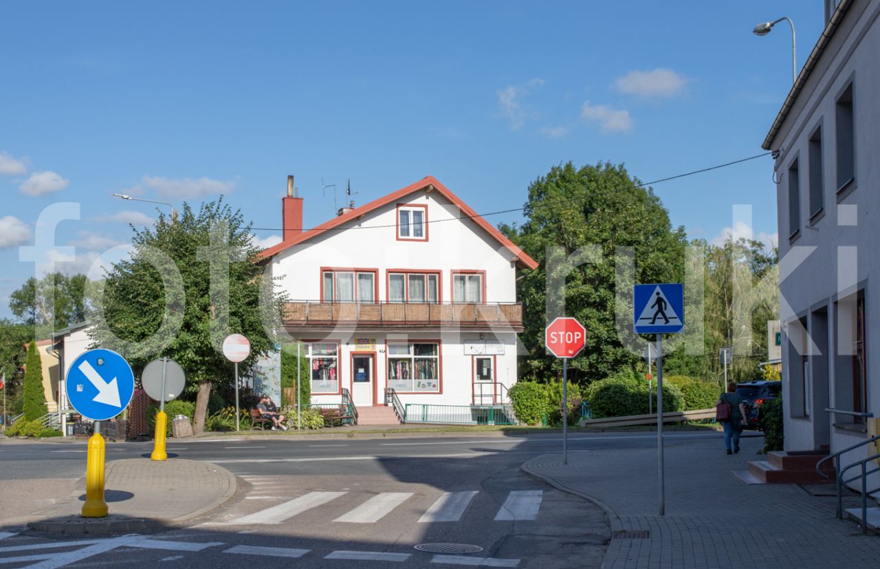 dom wolnostojący, 6 pokoi Dzierzgoń, ul. Krzywa. Zdjęcie 1