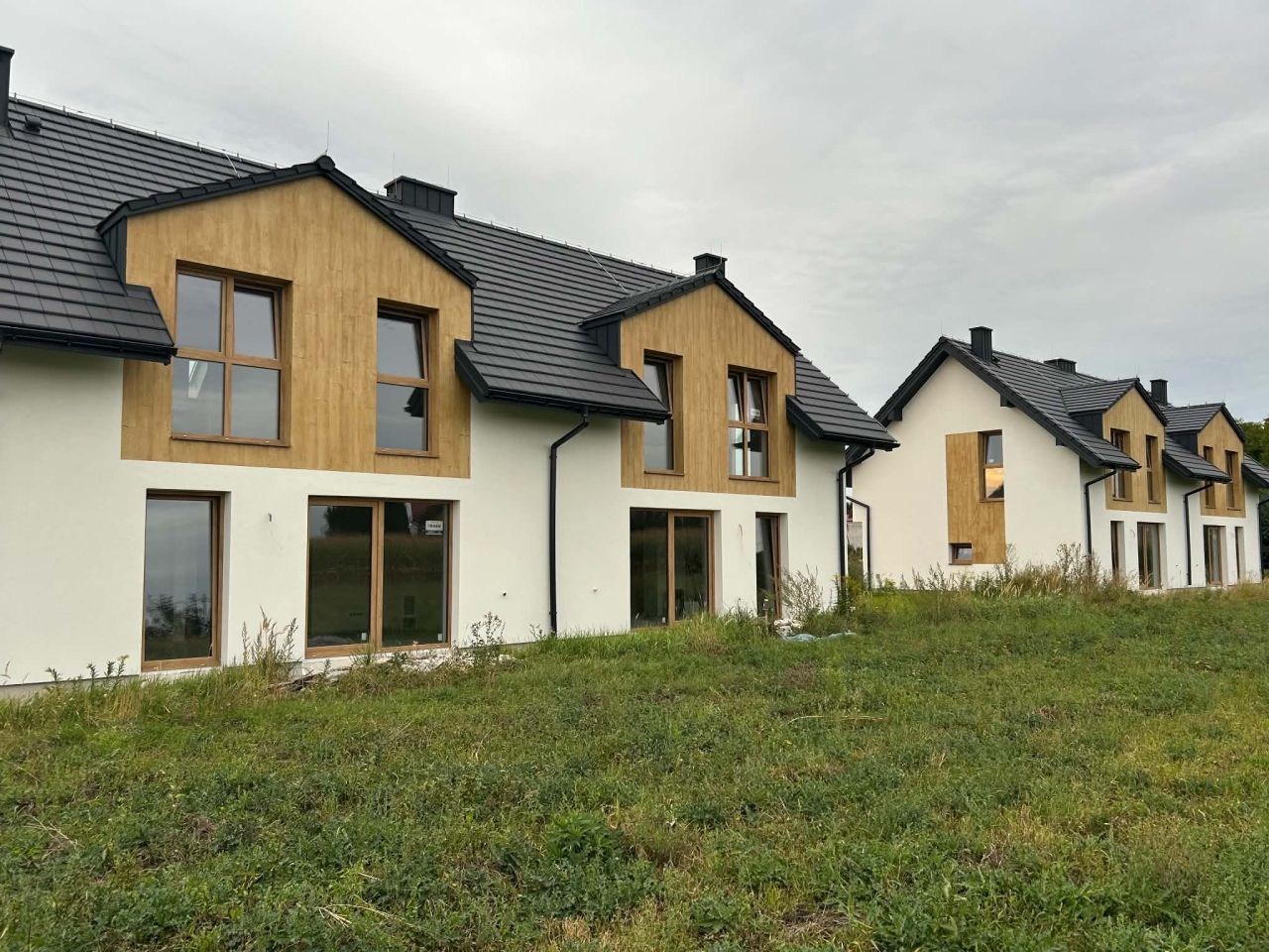 bliźniak, 4 pokoje Kraków Nowa Huta, ul. Stary Gościniec. Zdjęcie 2