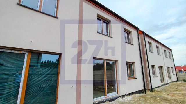 bliźniak, 5 pokoi Miękinia, ul. Osiedlowa. Zdjęcie 1