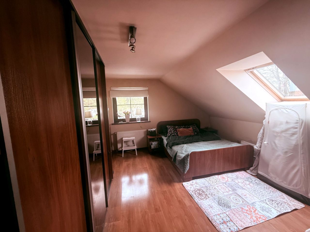 dom wolnostojący, 4 pokoje Korzeńsko. Zdjęcie 3