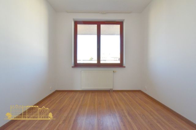 Mieszkanie 3-pokojowe Kraków, ul. Lubostroń. Zdjęcie 4