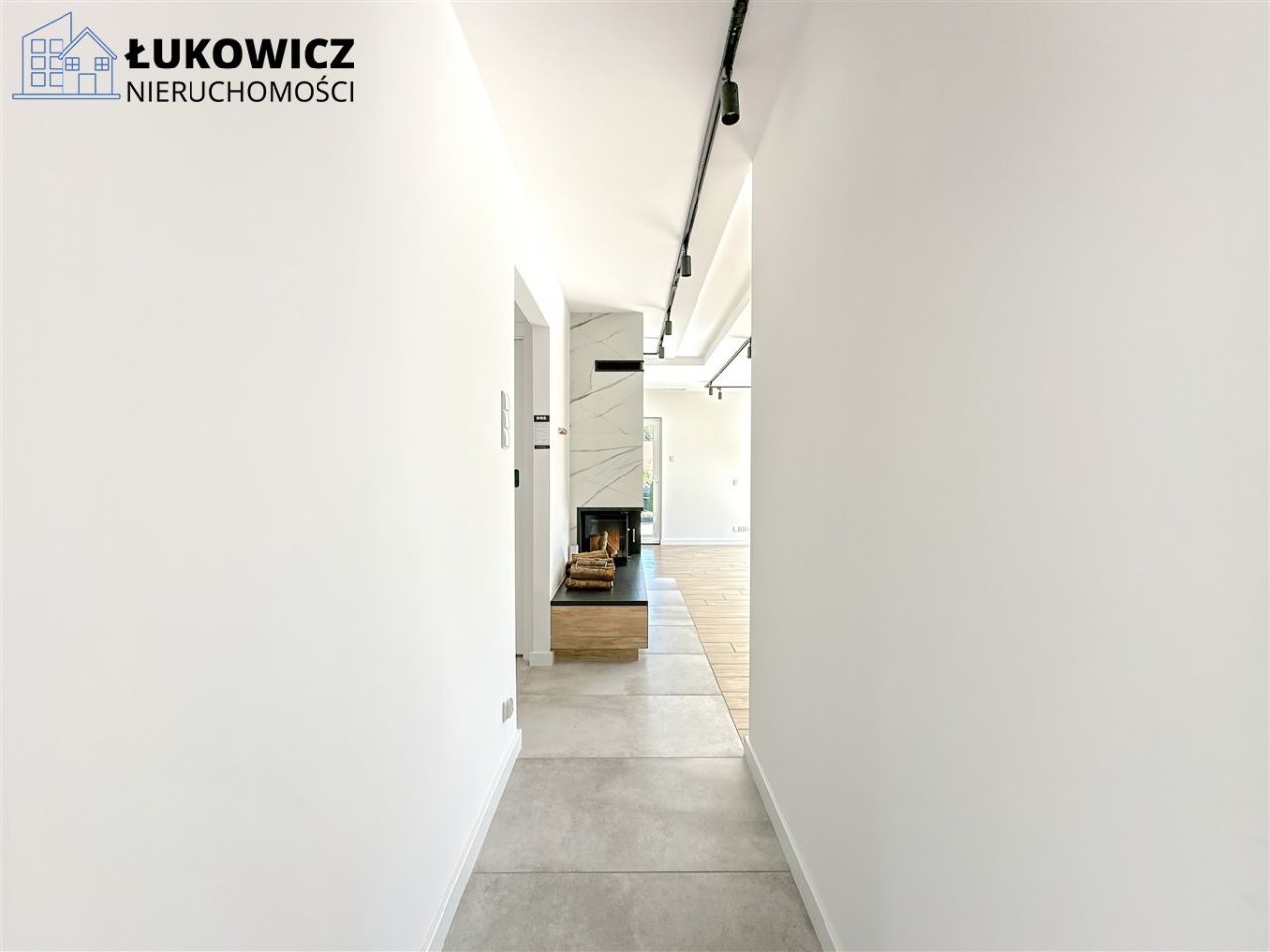 dom wolnostojący, 4 pokoje Pisarzowice. Zdjęcie 27