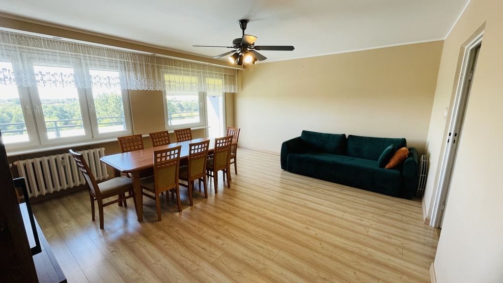 Mieszkanie 3-pokojowe Bełchatów. Zdjęcie 2