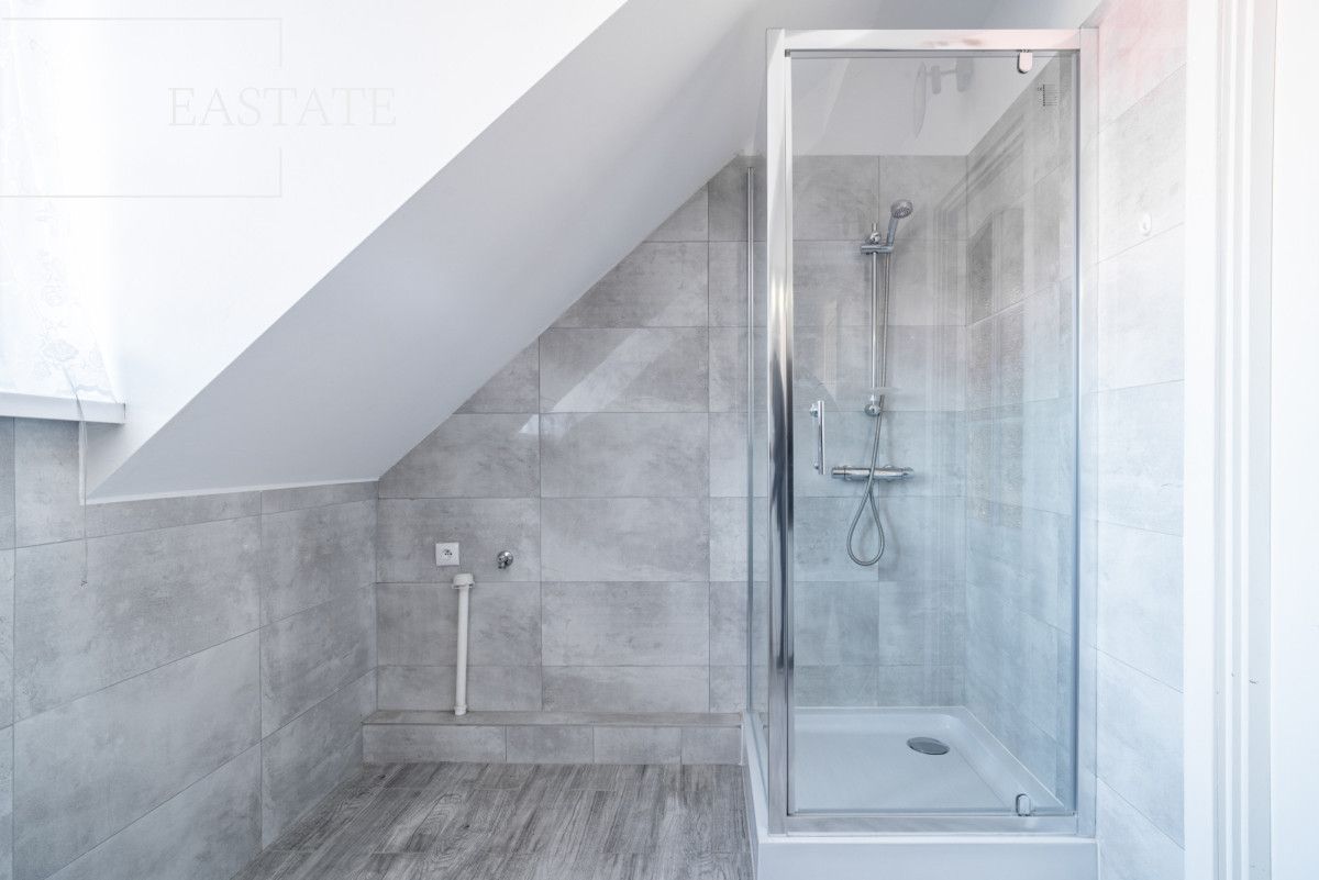 dom wolnostojący, 11 pokoi Rumia, ul. Oliwska. Zdjęcie 16