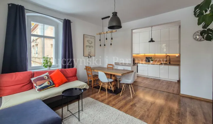 Mieszkanie 3-pokojowe Jelenia Góra