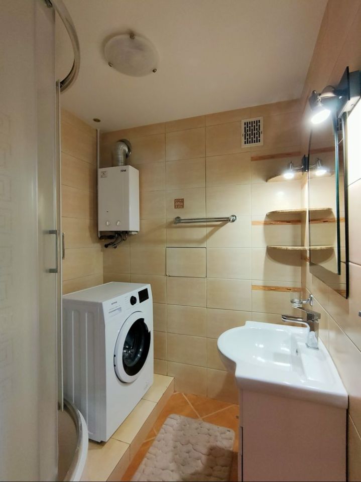 Mieszkanie 3-pokojowe Krapkowice, ul. Pocztowa. Zdjęcie 4