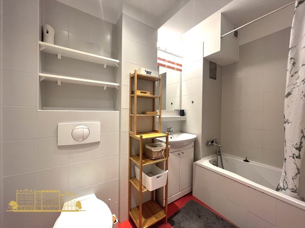 Mieszkanie 3-pokojowe Kraków, ul. gen. Józefa Dwernickiego. Zdjęcie 7