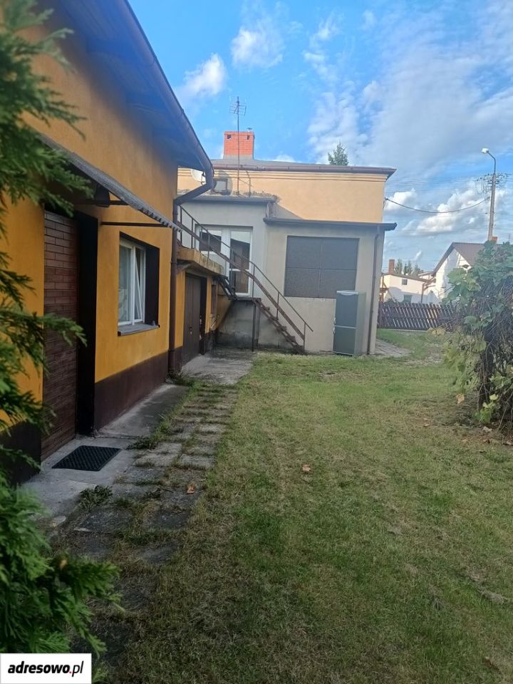 dom wolnostojący, 3 pokoje Radomsko Nowy Kowalowiec, ul. Słowackiego. Zdjęcie 20