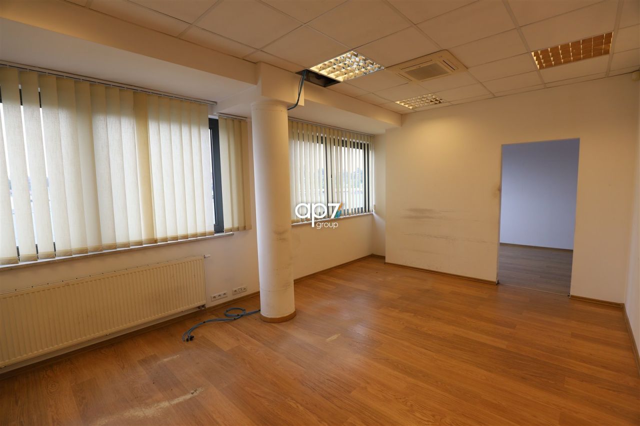 Biuro Kraków Łagiewniki-Borek Fałęcki, ul. Zakopiańska. Zdjęcie 10