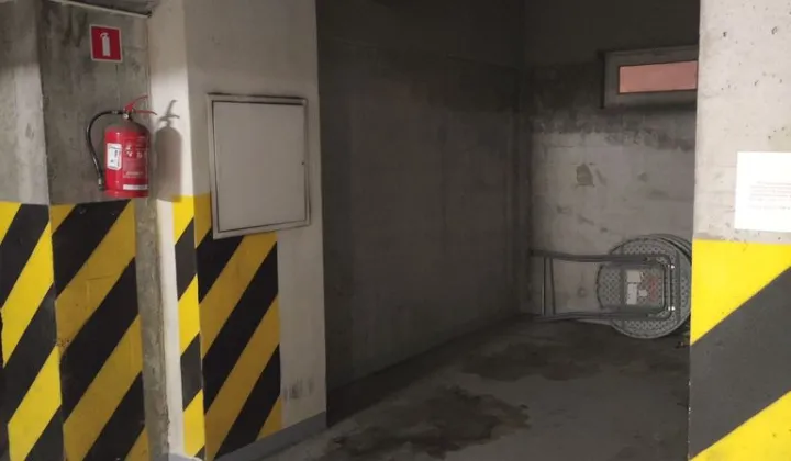 Garaż/miejsce parkingowe Warszawa Białołęka, ul. Ceramiczna