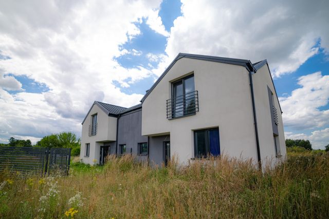 bliźniak, 5 pokoi Kozery, ul. Główna. Zdjęcie 1