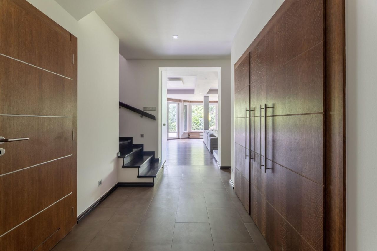 dom wolnostojący, 5 pokoi Chyby, ul. Jesionowa. Zdjęcie 12