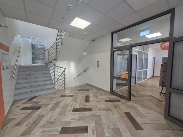 Lokal Chełmek, ul. Krakowska. Zdjęcie 1