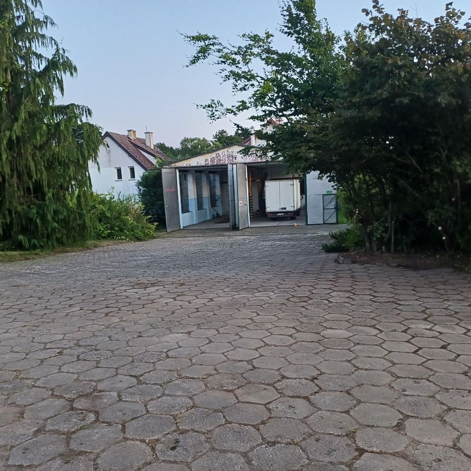 Hala/magazyn Litwinki. Zdjęcie 2