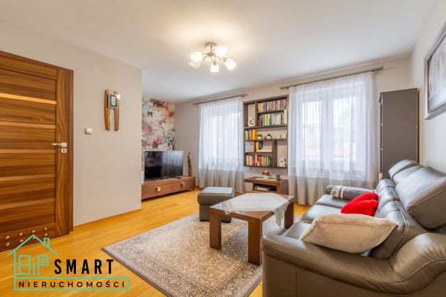 Mieszkanie 3-pokojowe Stalowa Wola, ul. ks. Jerzego Popiełuszki. Zdjęcie 1