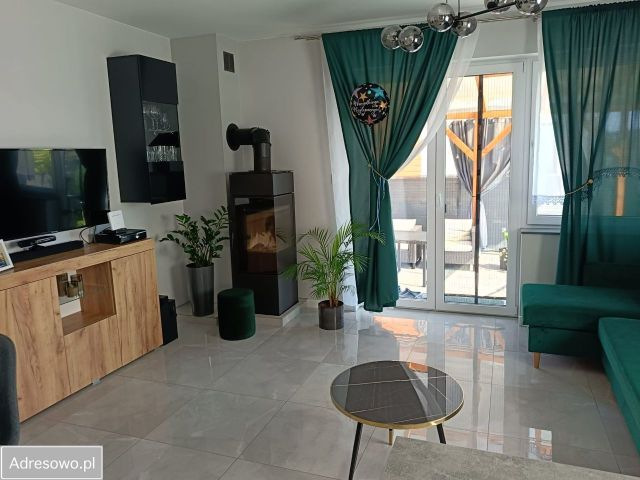 bliźniak, 3 pokoje Stanisławów Drugi, ul. Gościnna. Zdjęcie 1