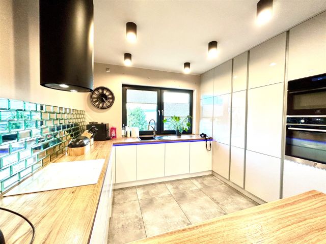 dom wolnostojący, 5 pokoi Maszewko. Zdjęcie 3