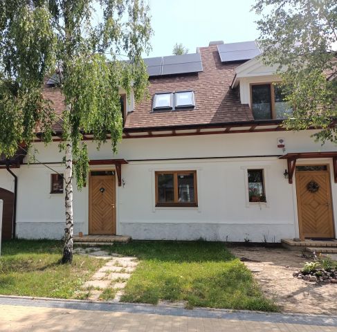 dom szeregowy, 4 pokoje Ustanów, ul. Do Lasu. Zdjęcie 1