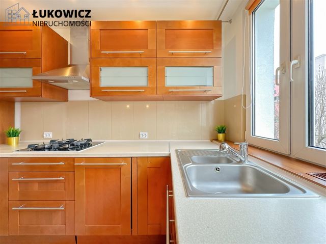 Mieszkanie 2-pokojowe Bielsko-Biała Osiedle Karpackie. Zdjęcie 7