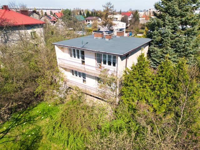 dom wolnostojący, 5 pokoi Kęty Centrum. Zdjęcie 3