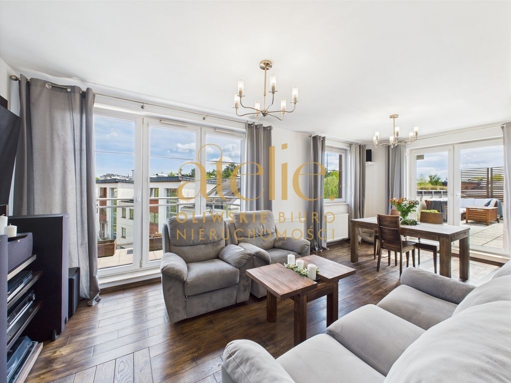 Mieszkanie 4-pokojowe Gdańsk Piecki, ul. Myśliwska. Zdjęcie 3