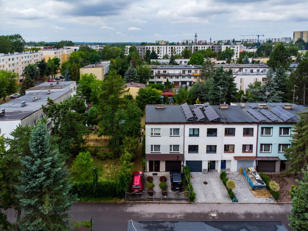 dom szeregowy, 6 pokoi Łódź Retkinia, ul. Christiana Andersena