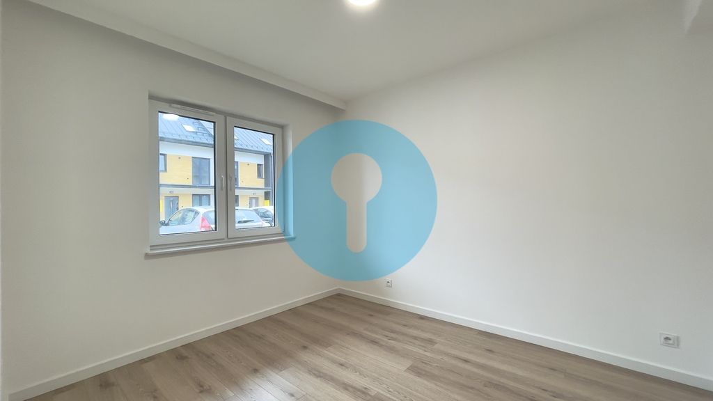 Mieszkanie 3-pokojowe Zagrody. Zdjęcie 11