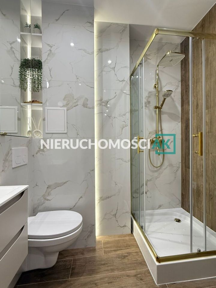 Mieszkanie 3-pokojowe Konin, ul. Powstańców Wielkopolskich. Zdjęcie 4