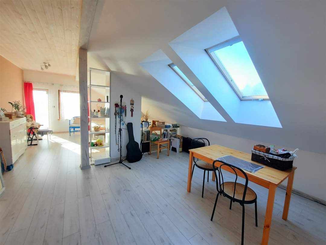 dom wolnostojący, 7 pokoi Kochlice, ul. Miła. Zdjęcie 13