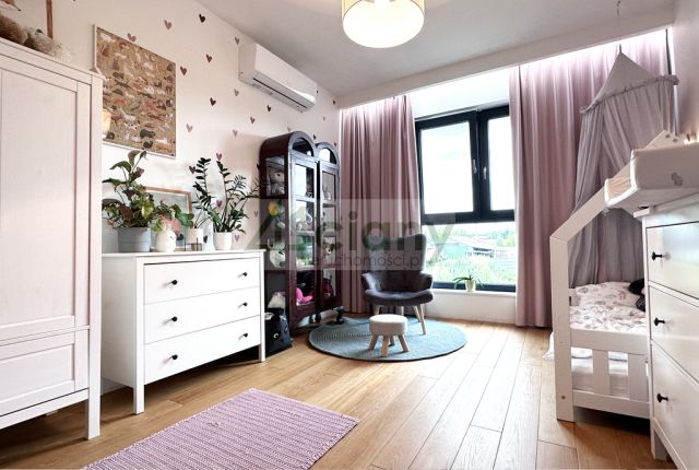 dom szeregowy, 5 pokoi Konstancin-Jeziorna. Zdjęcie 9