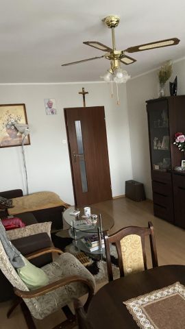 Mieszkanie 3-pokojowe Dzierżoniów, os. Tęczowe. Zdjęcie 2