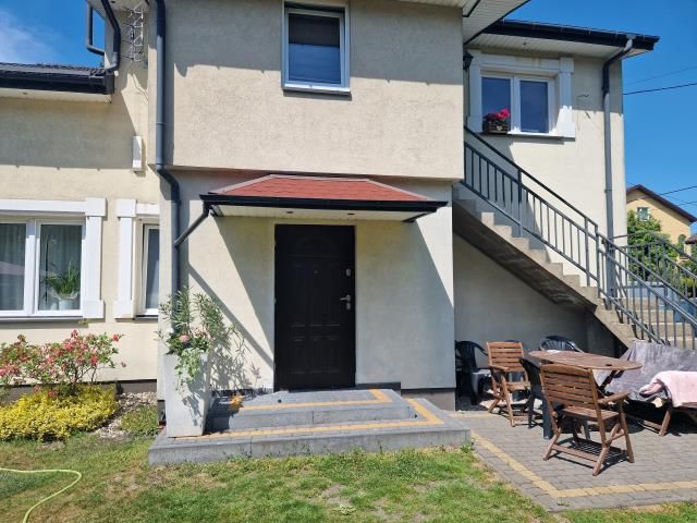 dom wolnostojący, 7 pokoi Wołomin. Zdjęcie 1